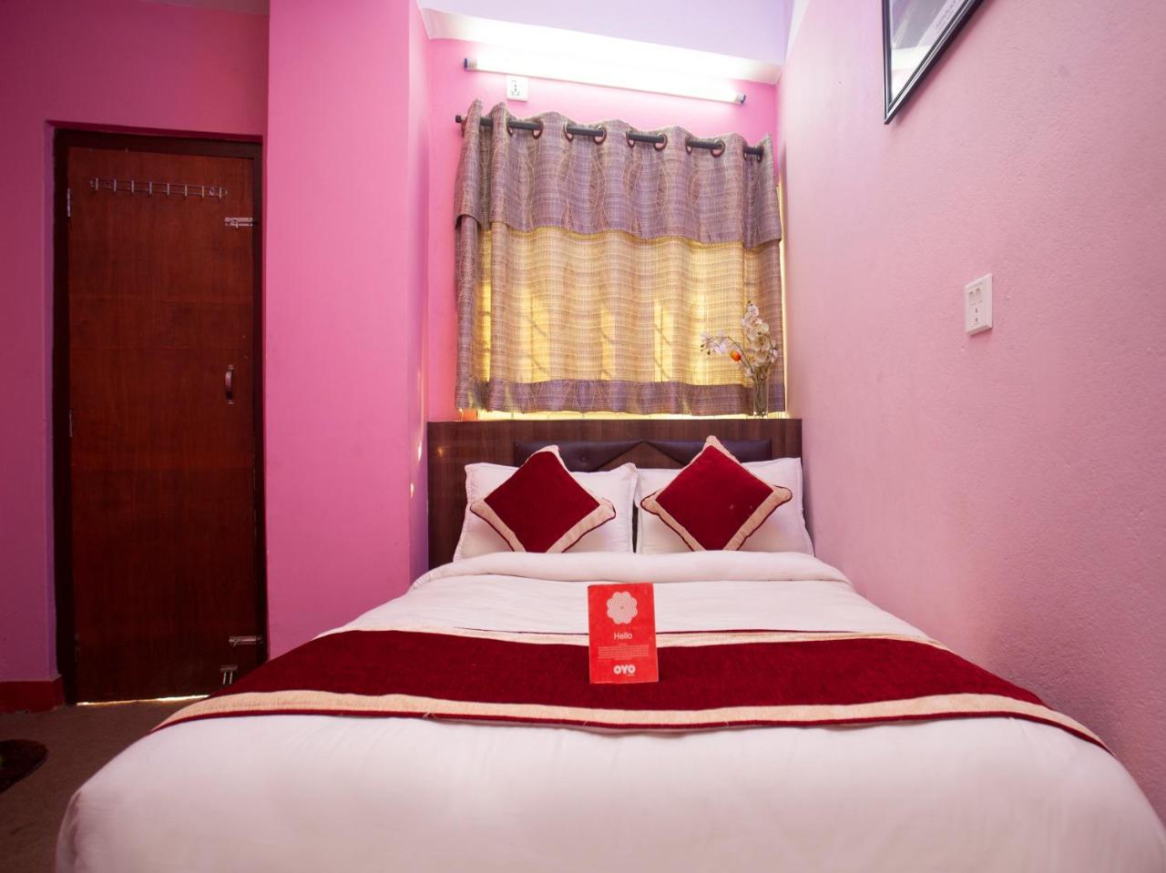 Oyo 195 Global Hotel And Resort Kathmandu Exterior foto