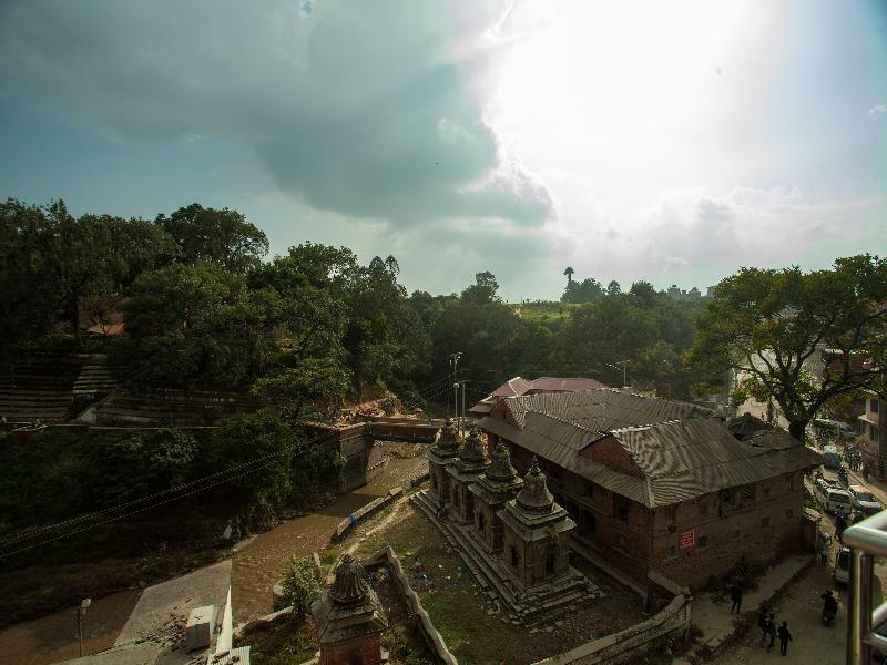 Oyo 195 Global Hotel And Resort Kathmandu Exterior foto