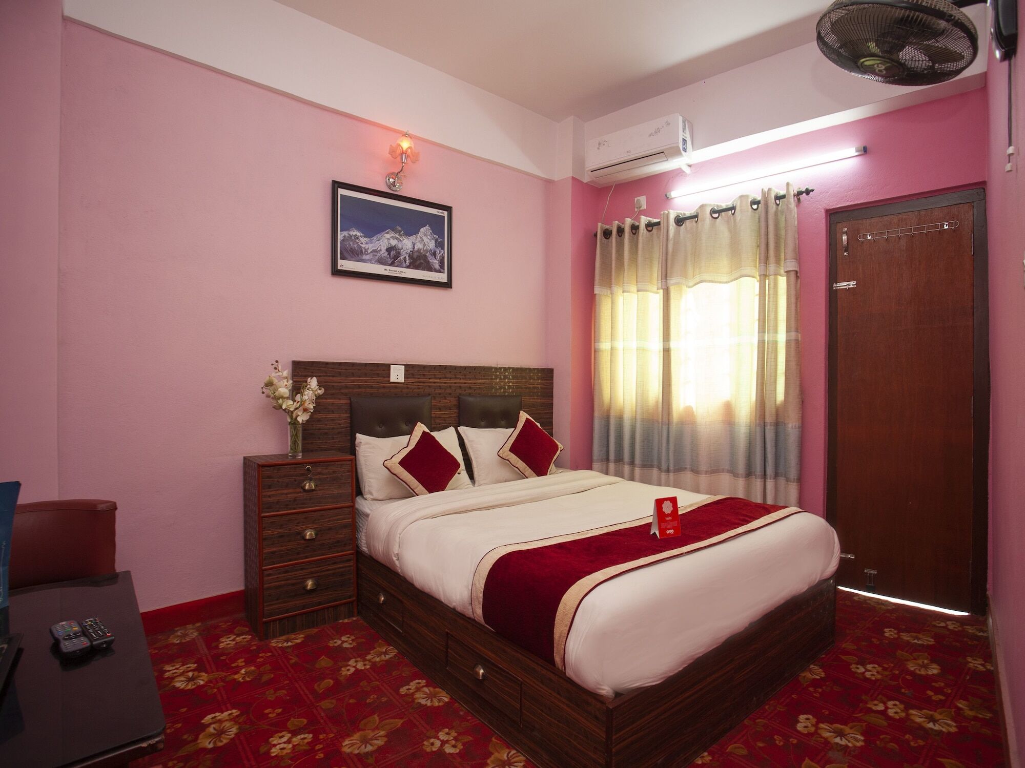 Oyo 195 Global Hotel And Resort Kathmandu Exterior foto